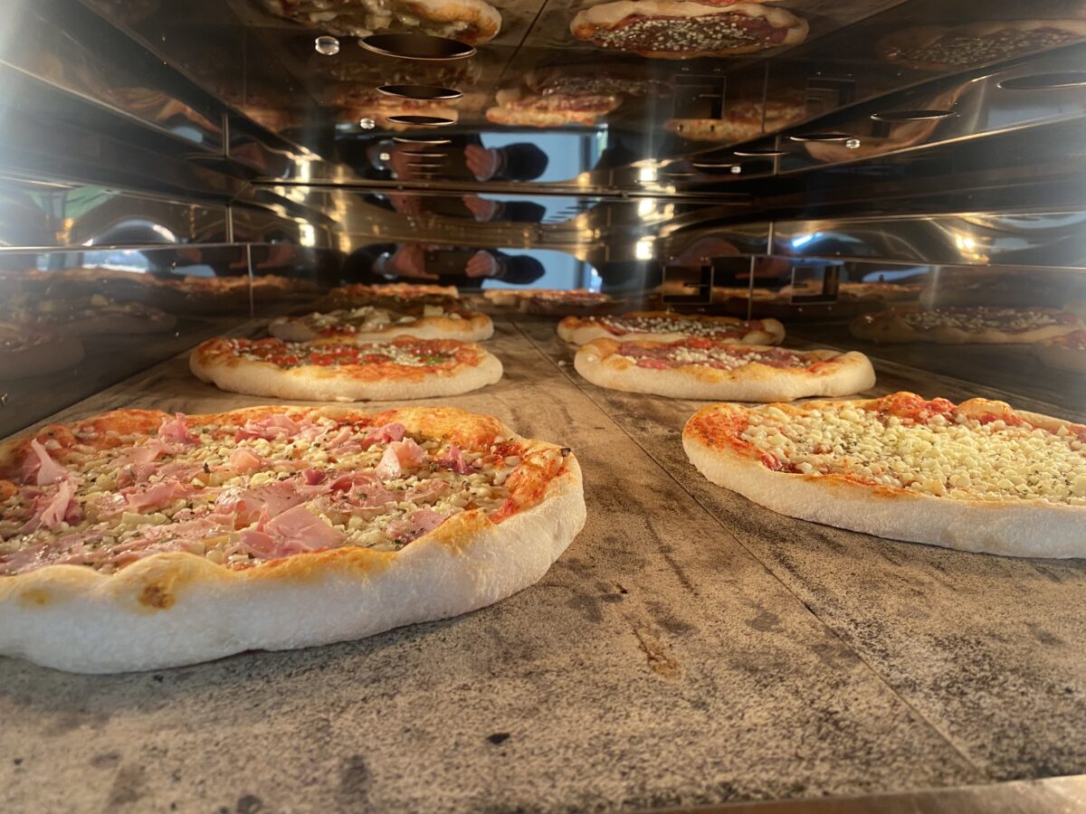 Pizza's in de oven